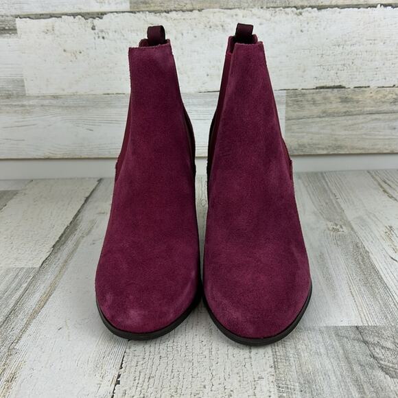 Michael Kors Lottie Women’s 10 Berry Suede Block Heel Ankle Boots New pull on - Picture 4 of 12